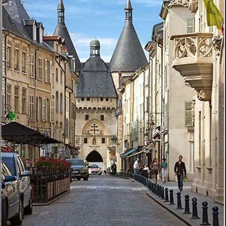 Les Toits Des Cordeliers Apartment Nancy Exterior foto