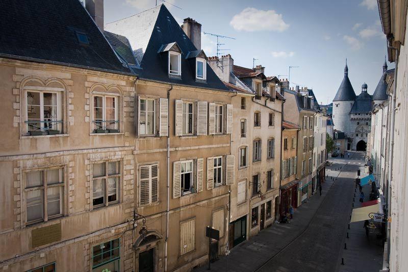 Les Toits Des Cordeliers Apartment Nancy Exterior foto